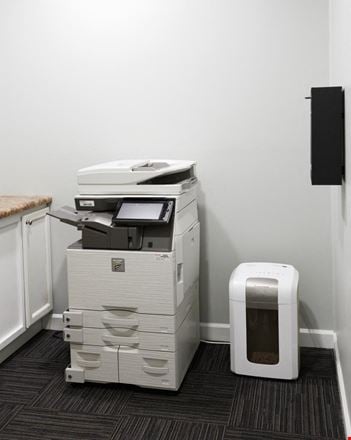 OfficeOurs - 500 Benson Road