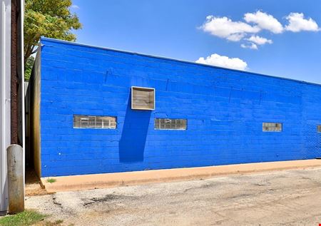 Photo of commercial space at 1701 N Treadaway Blvd in Abilene