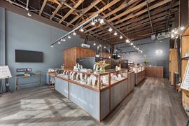 319 S 4th St