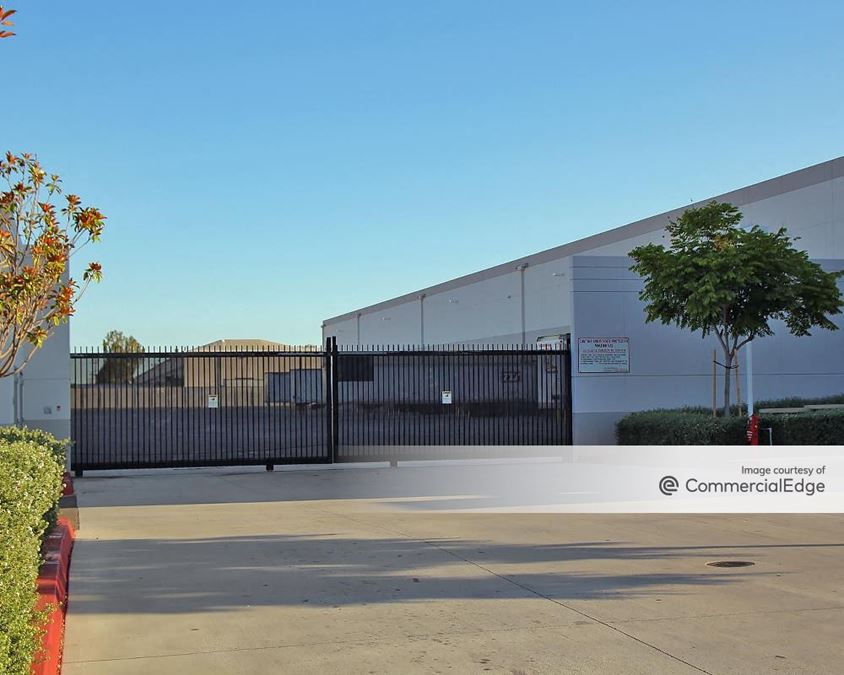 Watson Industrial Center Building 105 1050 East 223rd Street