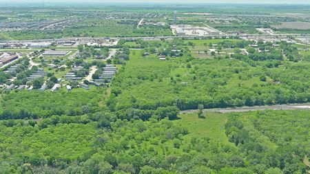 Photo of commercial space at 3910 FM 482 in New Braunfels