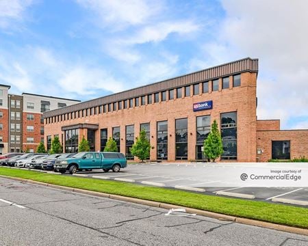 Office space for Rent at 8820 Ladue Road in St. Louis