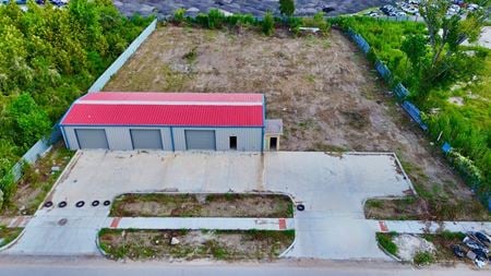 Industrial space for Sale at 4010 Swingle Rd in Houston