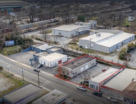 Photo of commercial space at 930-934 S Chapman Street in Greensboro