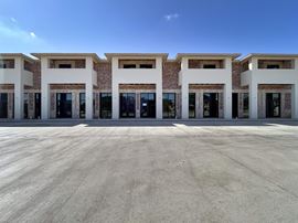 210 Calle del Norte