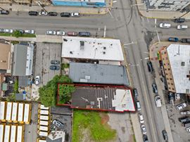898 Main Ave