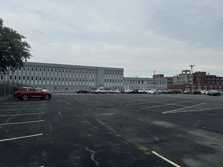 Photo of commercial space at 510-525 Hamilton Street in Toledo