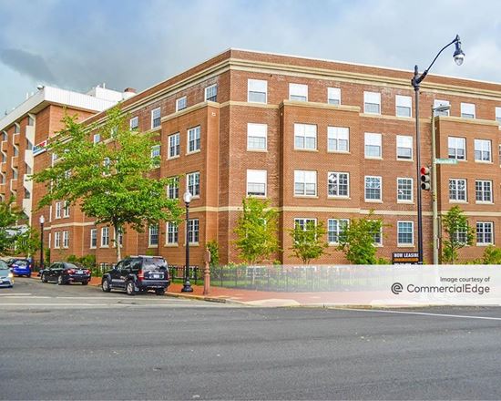 700 Penn