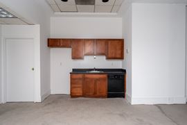 2 N Charles St