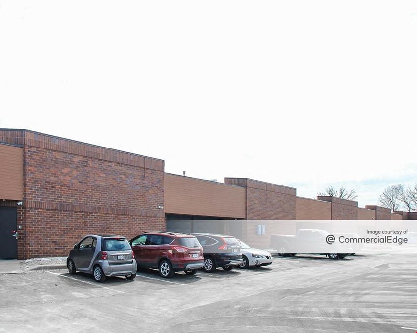 Brookfield Lakes Corporate Center - 150 North Patrick Blvd
