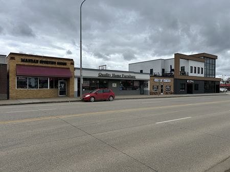 Retail space for Sale at 210 East Main Street in Mandan