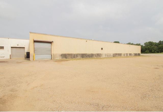 Kalamazoo - Light/Heavy Industrial & Self-Storage Building