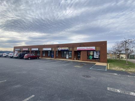 Photo of commercial space at 109 Market Place Dr in Anderson