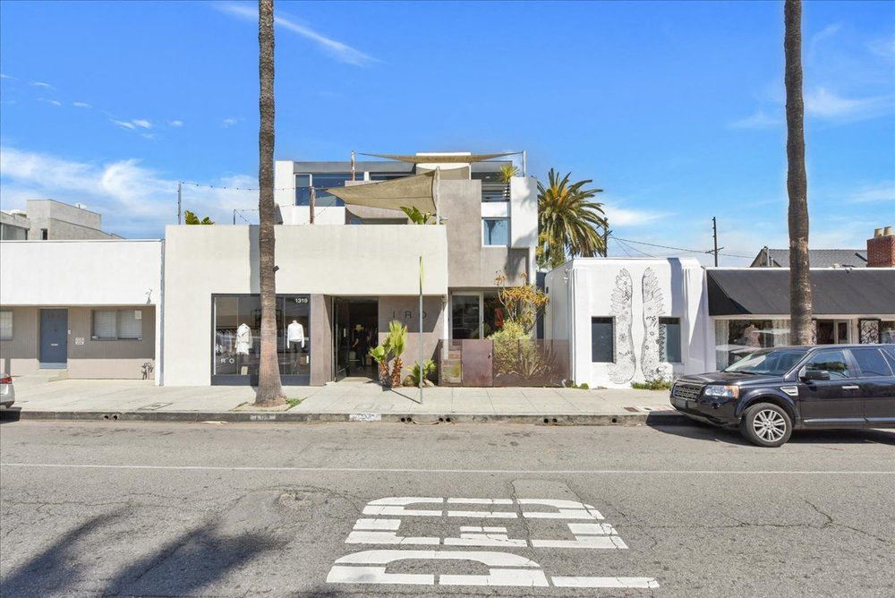 1319 Abbot Kinney