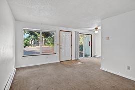 Eastwood Estates - 19109-19123 SE Yamhill St