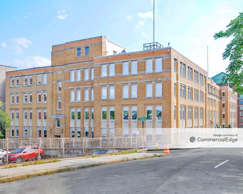 18 Chestnut Street, Worcester, MA 01608