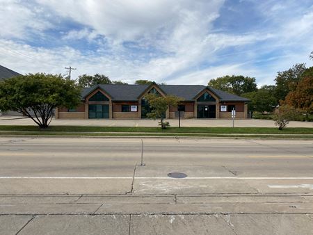 Highly Visible Retail Space – Champaign - Champaign
