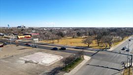 800 N Buchanan 