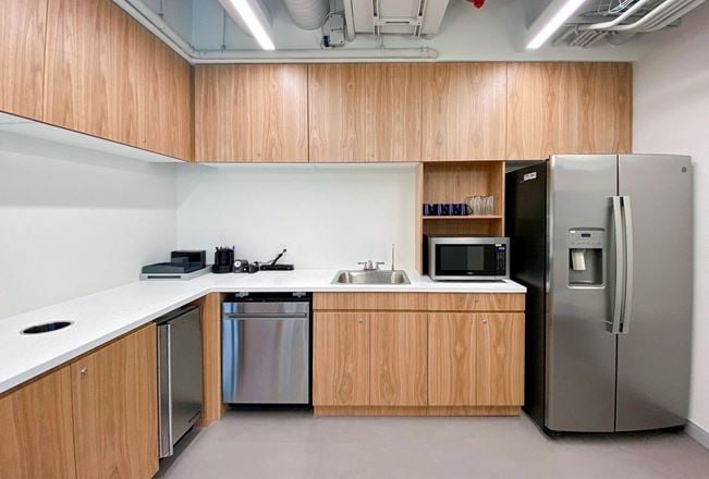 Spaces - Vancouver - 525 West 8th Avenue