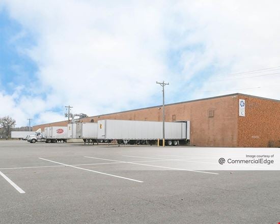 Plymouth Distribution Center