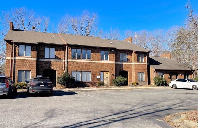 Established Office Campus Minutes from Route 5 & Capital Beltway