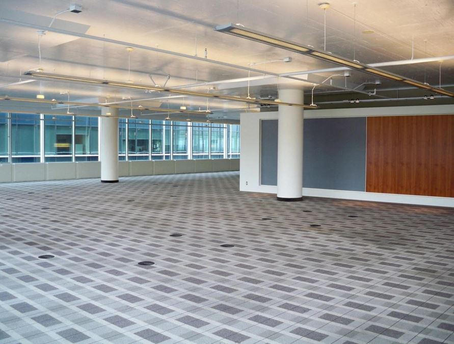 1360 René-Lévesque Blvd. W.  TWR2