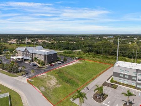 Photo of commercial space at 5520 Manor Hill Ln in Bradenton