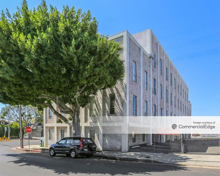 606 North Larchmont Blvd