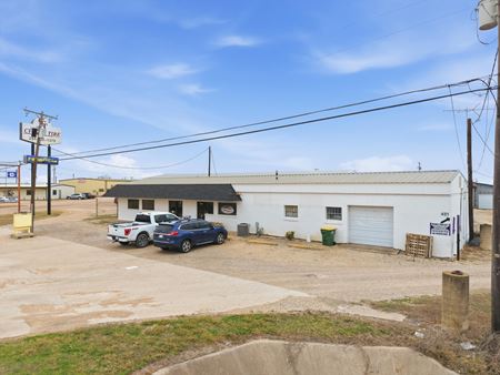 Office space for Rent at 473 S McLennan Dr in Elm Mott