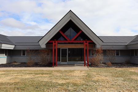 Office space for Sale at 4055 S Saginaw Rd in Midland