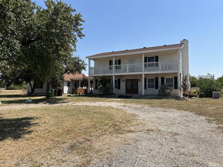 Photo of commercial space at 3 Westview Drive in Round Rock