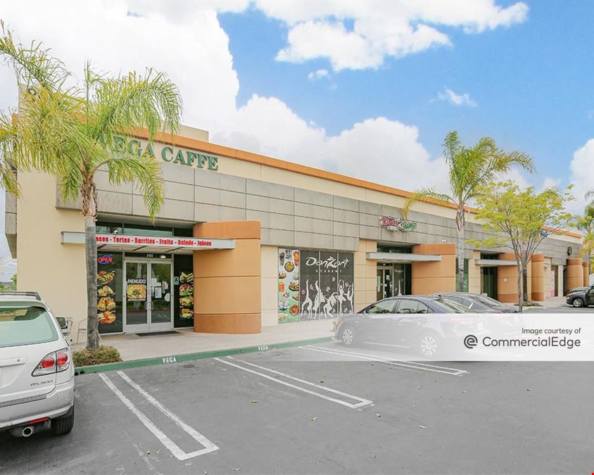 The District at Eastlake - 871, 881 & 891 Showroom Place