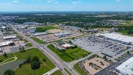 4,500 SF Outlot to a Top Performing Walmart - Quincy, IL