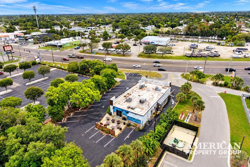 US-41 Freestanding Restaurant / Retail Opportunity