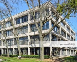 Wi-Fi Executive Building at The Fairway