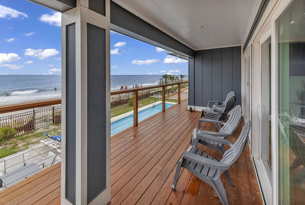 SeaBatical Motel