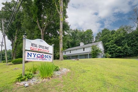 Photo of commercial space at 123 Litchfield Rd in New Milford