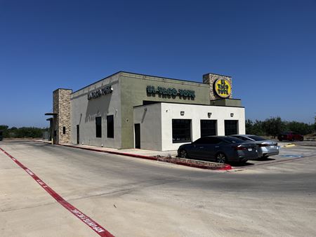 Photo of commercial space at 1701 Norton St in Laredo