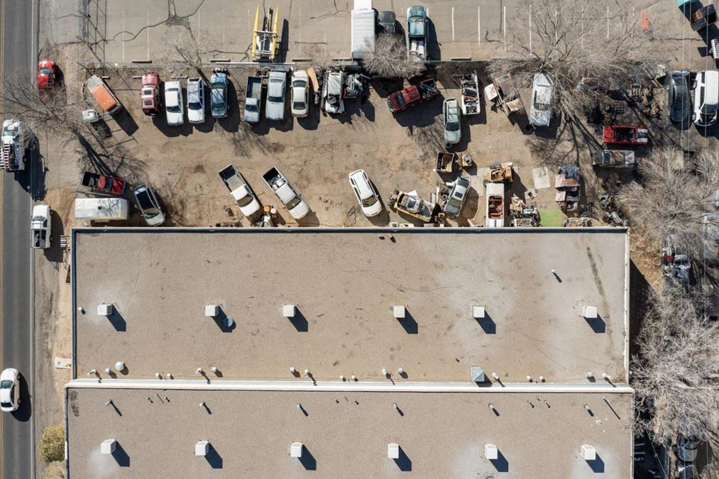 SMALL BAY MULTI-TENANT WAREHOUSES