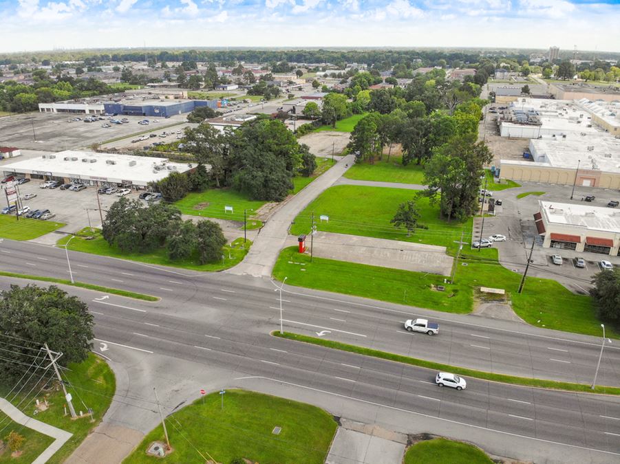 Florida Blvd Frontage Lot Adjacent to Bon Carre