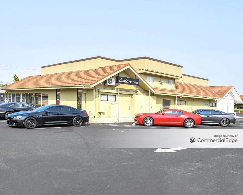 McHenry Village Shopping Center