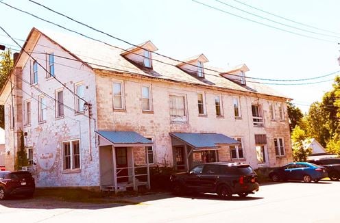 58-60 Corliss Ave