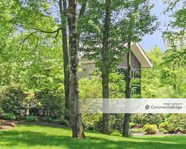 1 Glendinning Place