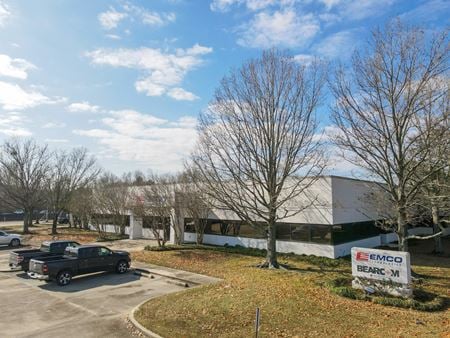 Climate-Controlled ±22,695 SF Office Warehouse on S Choctaw at Oak Villa - Baton Rouge