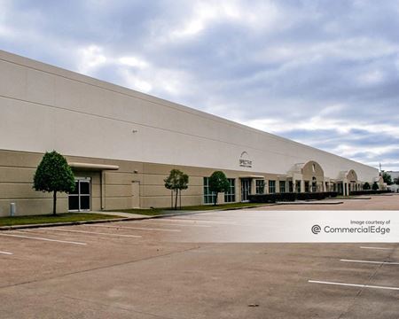 Photo of commercial space at 7425 Pinemont Drive in Houston