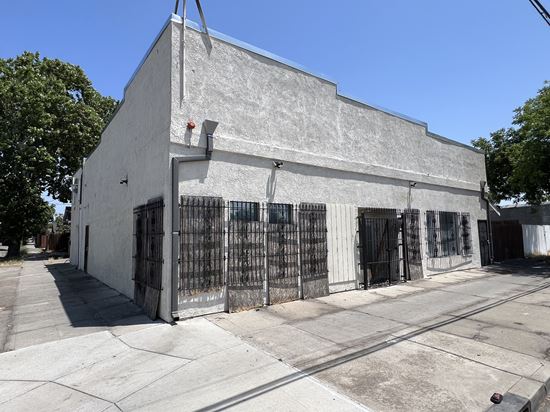 1810 & 1812 S. El Dorado Street