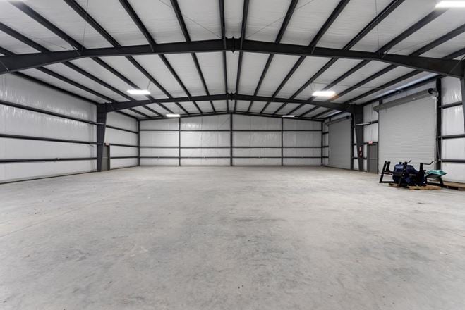 Building 7 - 25533 Richards Rd - Sublease