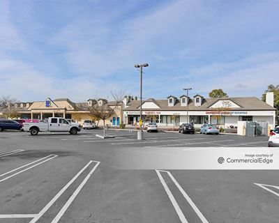 El Camino Commons