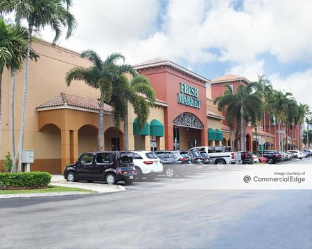 Commercial space for Rent at 18295 Biscayne Blvd in Aventura