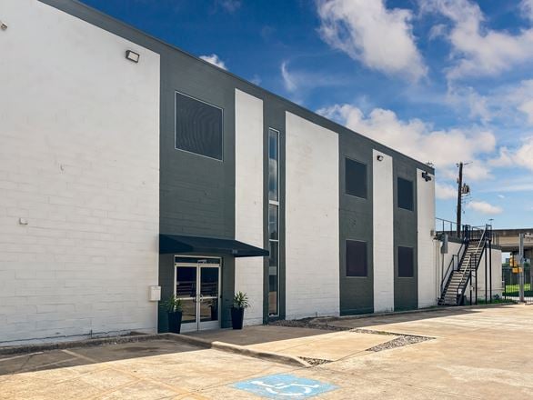 Regus - Dallas - Ross Ave